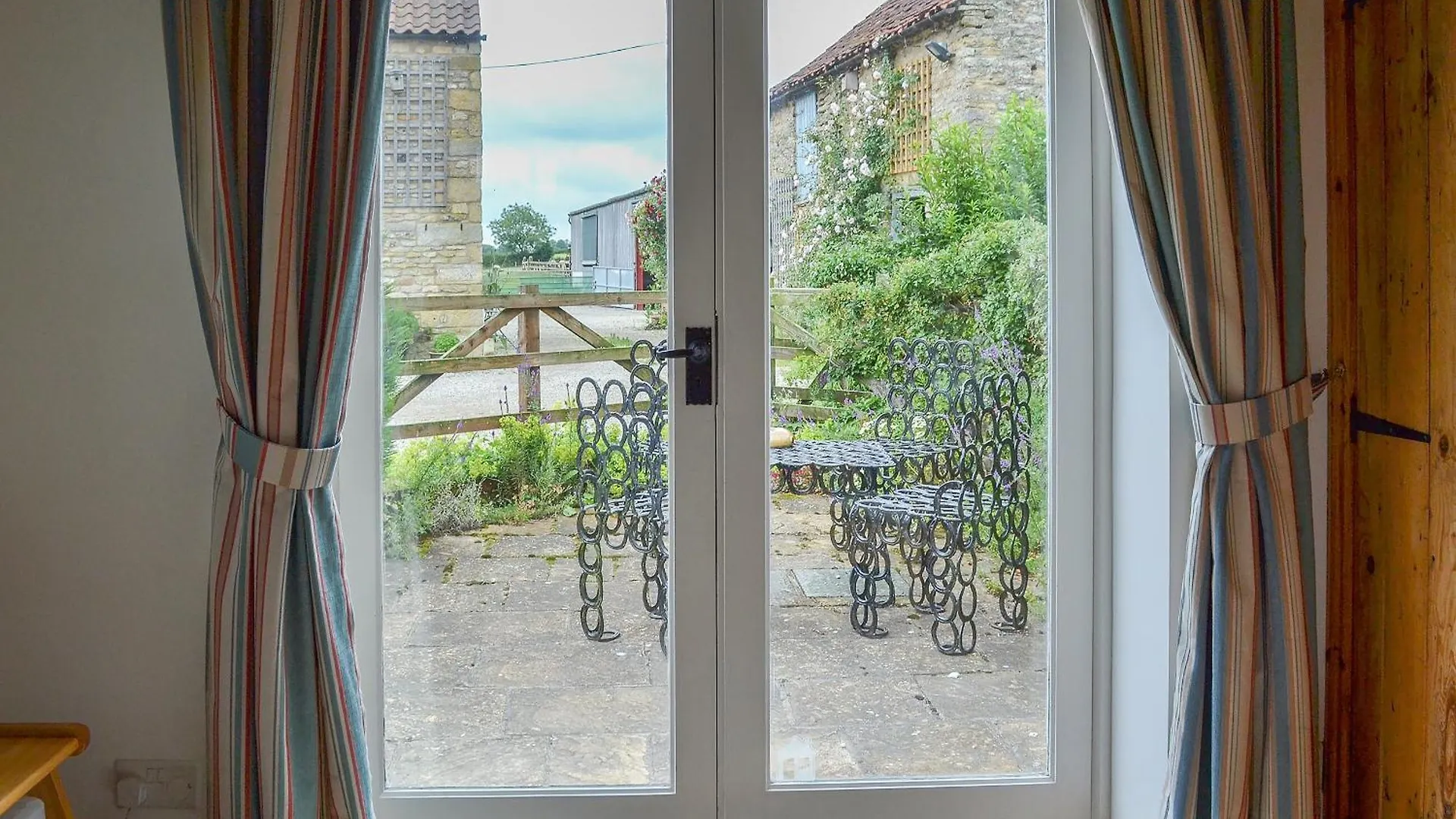 Dragon Fly Cottage Brompton  Brompton (Scarborough)