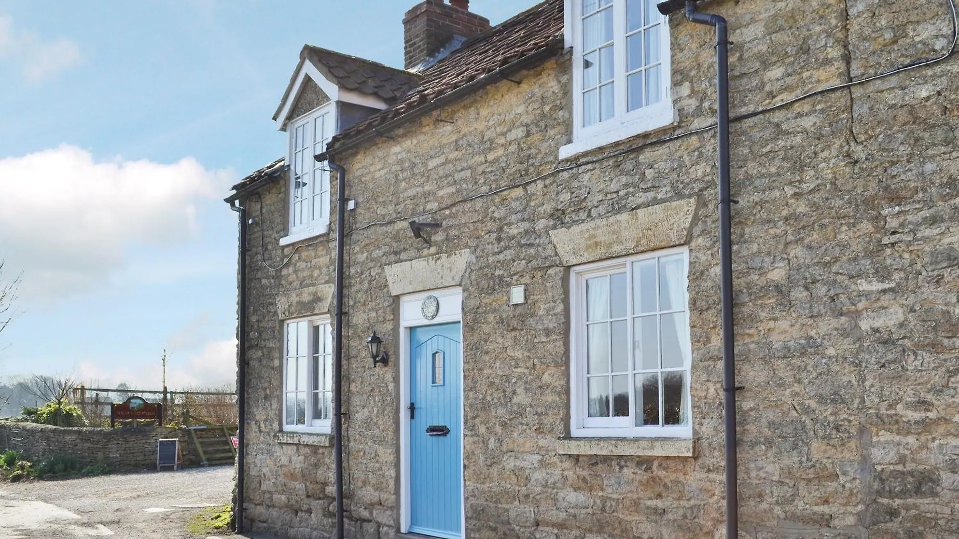 Dragon Fly Cottage Brompton  0*, Brompton (Scarborough)